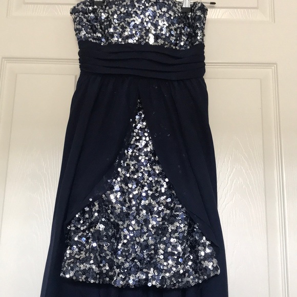 High Low Prom dress - Picture 2 of 5